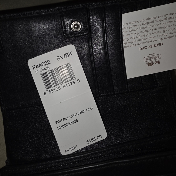 Coach Black Leather Fold Wallet - Picture 6 of 8